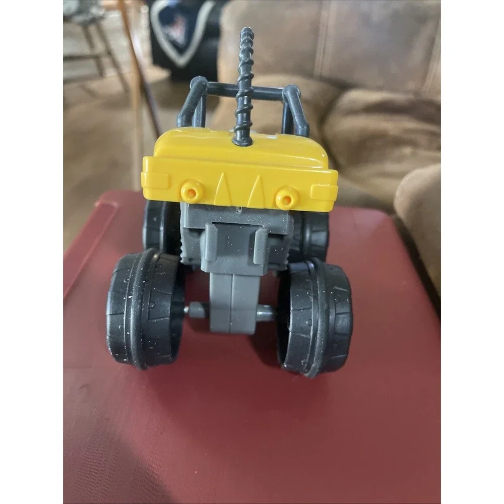Blaze And The Monster Machines Truck Slam N Go Stripes Action Figure 2015 Mattel